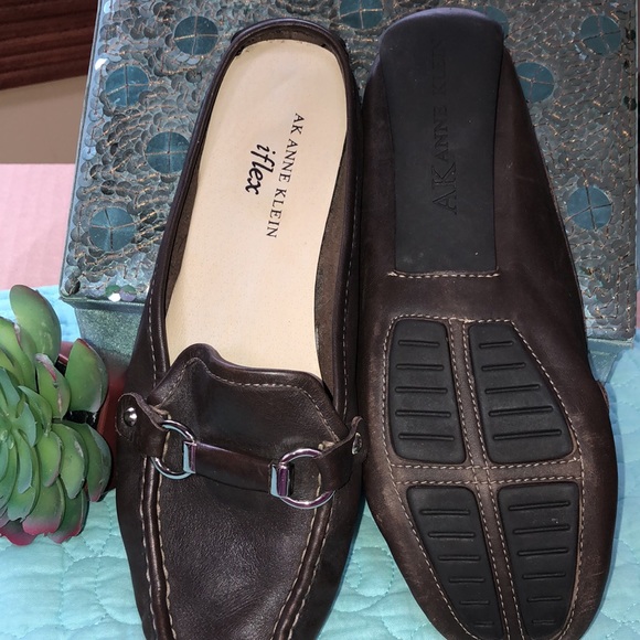 AK ANNE KLEIN IFLEX LEATHER SLIP ON SHOES - Picture 3 of 7